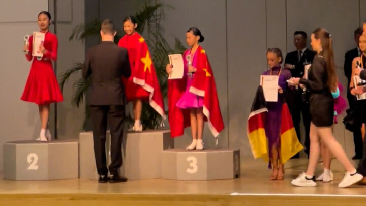 【林意涵】国歌响起，恭喜你获得2023德国GOC国标舞世界公开赛女单无年龄差组别冠军（2023.8.10）