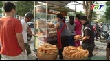 Biến tấu bánh mì Huế - món ngon đường phố