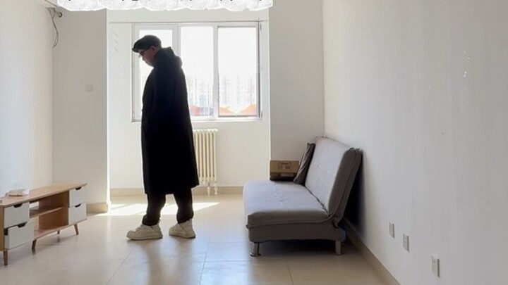 The second dimension remodeled the old and dilapidated rental house, praying that the landlord will 