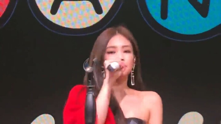 BLACKPINK Jennie Performing SOLO and Can't take my eyes off you at channel party