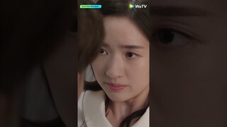 😲Gu Xixi Tiba-tiba Digendong Oleh Yin Sichen #oncewegetmarried  #uvinwang #wangziqi #wetv #shorts