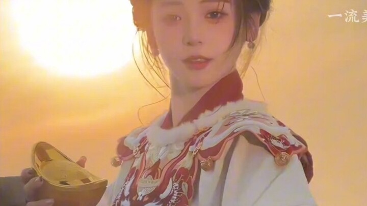 ลูกกุ้งมังกรกำลังมา โปรดหลีกทางหน่อย