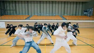 TWS Dance practice for MAMA Awards 2024