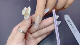 Nail Inspiration| Cách dũa móng tay không đau 2