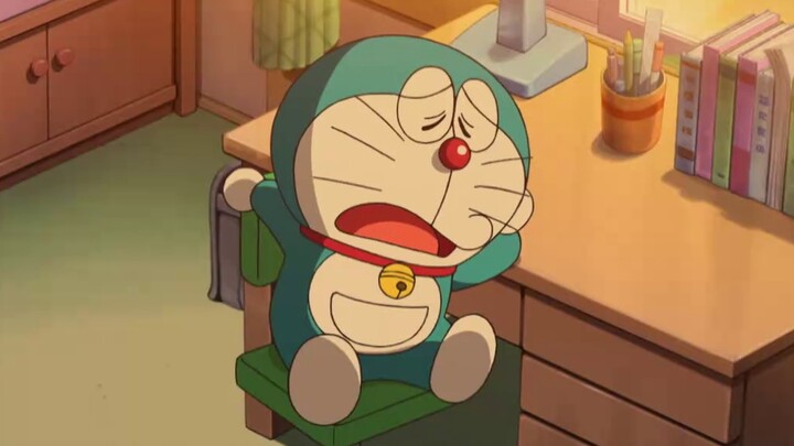 Doraemon: The blue fat man gave Nobita a seed as a Christmas gift. I'm so jealous.