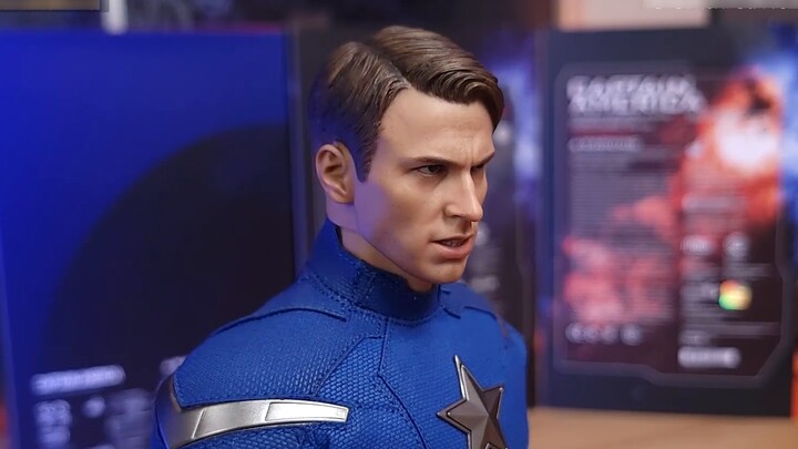 [Ulasan Hippo] Hottoys HT 1/6 Time Travel Captain America 2012 Captain America VS Captain America 2.