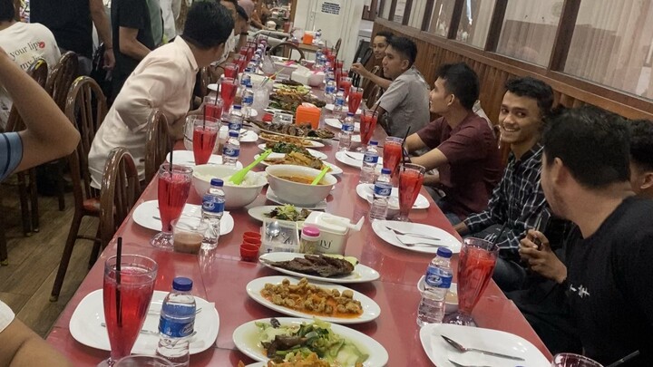 Berbuka bersama teman2 kerja