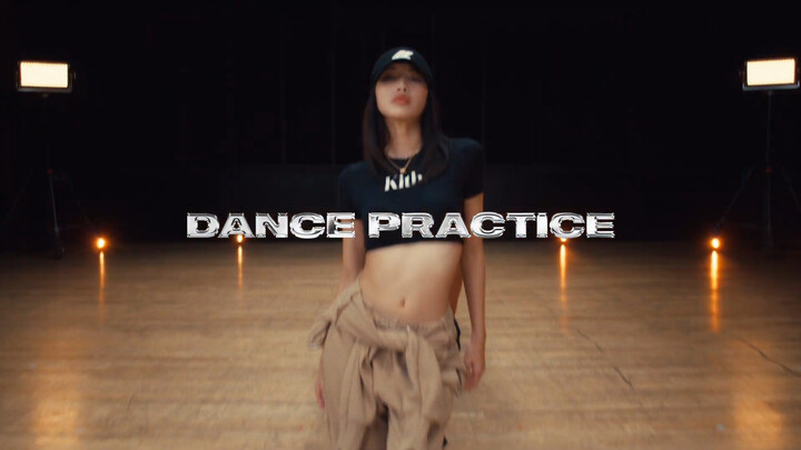 Đĩa đơn LALISA - ROCKSTAR phiên bản dance phòng thu