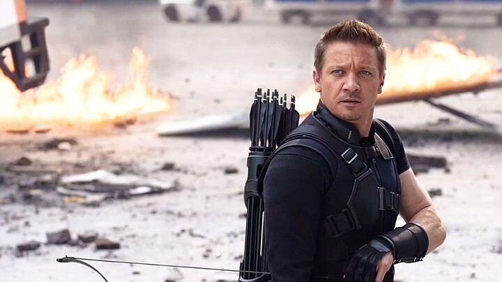 "Sebagai manusia fana, Hawkeye sangat mengesankan di Avengers. Fakta membuktikan bahwa Anda tidak bi