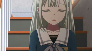 ฉันพยายามร้องเพลงทั้งชุดที่ติดคุก XII ด้วยเสียงเล็กๆ ของฉัน (อาจจะกลายเป็นเพลงมะระขี้นก)