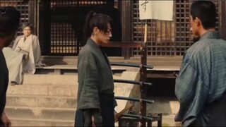 [Movie] Hãy đến xem thanh kiếm của Kenshin nhanh như thế nào!