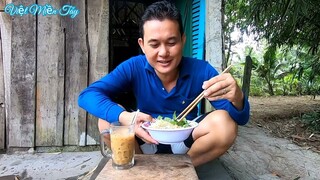 Rãi phân tưới chanh và bữa sáng thịnh soạn ở quê || Việt Miền Tây