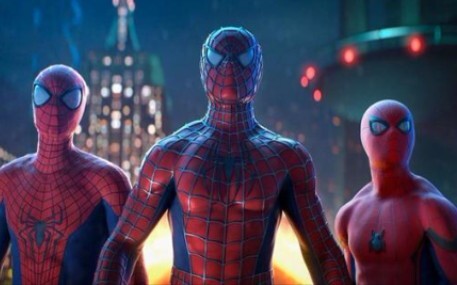 [Three generations] "Hello, three generations of Spider-Man!"