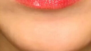 Asmr lips