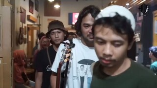 numpang ketawa