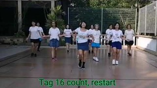 Mum Gave Me A Guitar -  Line Dance (Molly Yeoh,Malaysia)