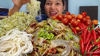 ส้มตำกุ้งสด ขนมจีนอัลฟัลฟ่า|wern Woei