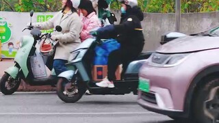 Nhảy múa trên phố mỗi ngày~Chỉ cần tôi không ngại ngùng, những người ngại ngùng đều là người qua đườ