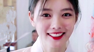 Cả ba bộ phim đều liên quan đến mặt trăng và nữ anh hùng ánh trăng trắng thực sự