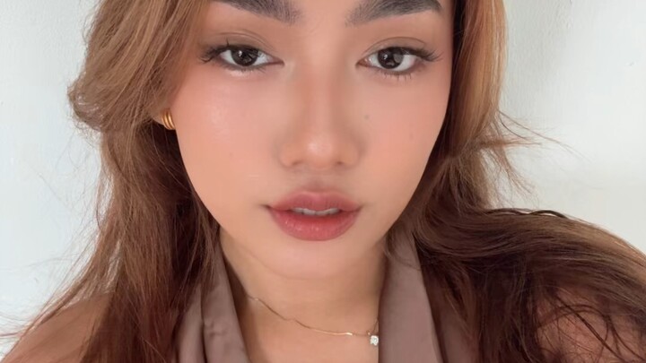 Hi? 😚