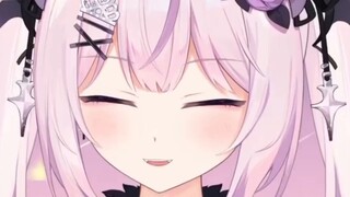 Japanese sister and captain have a live broadcast
