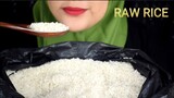 ASMR RAW RICE EATING || MAKAN BERAS WARUNG || MAKAN BERAS MENTAH || ASMR INDONESIA