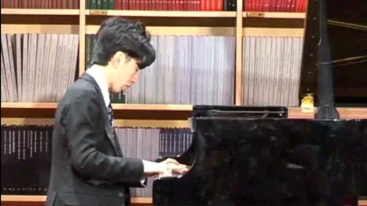 Liu Ziyu รับบท Liszt Don Juan's Memories S.418