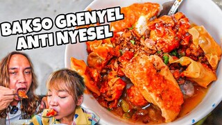 SUMPAH NAGIH!! BAKSO URAT INI GRENYEL NYA PARAH BGT!! HARGA CUMAN Rp.5000