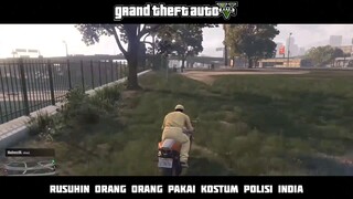 NGAKAK BANGET RUSUHIN ORANG ORANG PAKAI KOSTUM POLISI INDIA