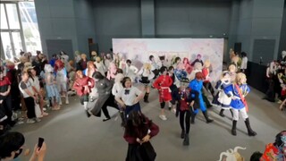 马路开的鸡Q屋！养老院霸凌全世界！！！