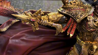 Bức tranh trưng bày dành riêng cho hành khách của Warhammer Emperor có chiều cao tổng thể 30cm, được