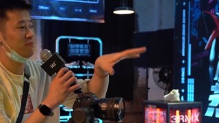 The father of Gundam fights a new mech again! The post-80s guy cried on the spot! 【Liu Gemo play】