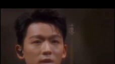 [Wan Zi] = [Yang Zi] & [Zhang Wanyi] One sings like the party oath, and the other sings like selling