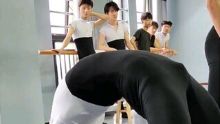 Dancers' waist bending exercise