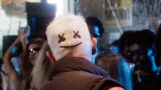 Marshmello, Tropkillaz, Mc Delux - Solteiro Sou Um Perigo (Official Music Video)