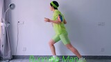 Cross-dressing "Running Man"