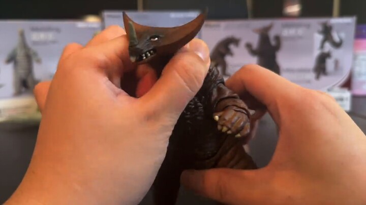 ใครคือมังกรมอนสเตอร์ shf ที่เก่งที่สุด? (เหนือกว่า)