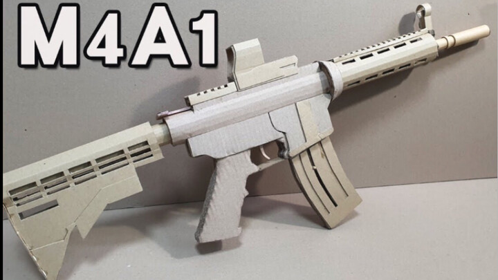 The power is not enough, the sound effects come together, the self-made cardboard M4A1 rifle model