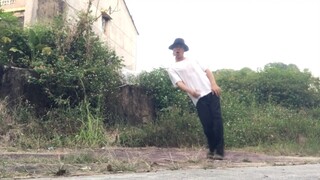 全村最帅的男人，这霹雳舞村民看呆了