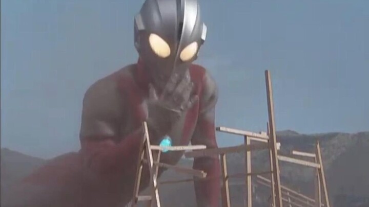 This is the coolest Ultraman!