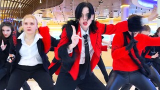 Have you seen the Russian knife group dance? ! Russian girls danced ATEEZ's "Halazia" on the street