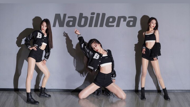 Kuda liar kecil yang seksi Kim Hyun-A menyanyikan lagu baru "Nabillera" [Picoyi]