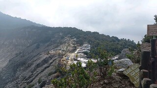 Gunung Tangkuban Perahu