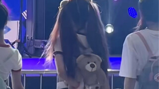 被好多人说本人比视频好看！！【OMG】【newjeans】｜昨天在金华的路演～双马尾返场