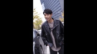 Dihina sebagai bodoh tak.ada.yang tahu_dia_punya_Mata_Dewa Sekali Lihat,n Langsung Jadi Miliarder