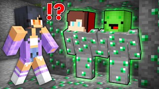 Mikey & JJ Pranked Aphmau as Emerald in Minecraft Challenge (Maizen Mazien Mizen)