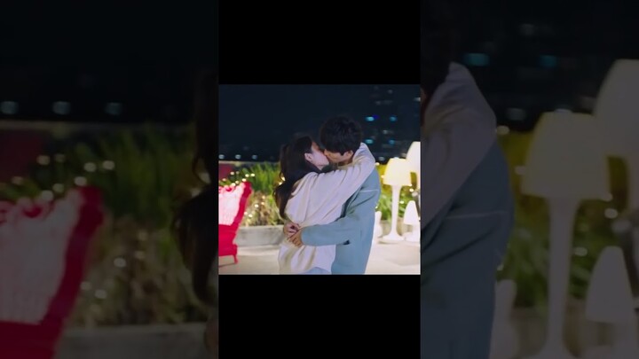 The height difference kiss💓Korean mix hindi songs💓kiss scene💓#shorts