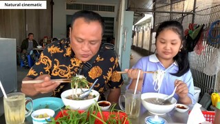 Quán Này Bán Bún Bò, Ăn Một Tô Đã Tới Sấy _ 8