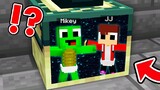 JJ and Mikey can Go Inside Blocks  in Minecraft Baby Challenge in Minecraft (Maizen Mazien)