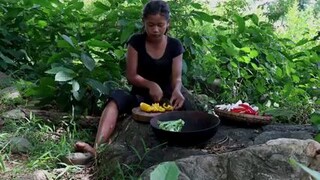 cooking vegetables near in the river (primitive survival skills)